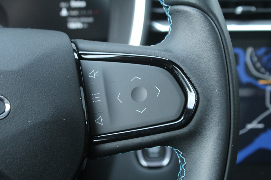 Lynk & Co 01 1.5 262pk PHEV 360 Camera SoH 96% BTW NL-Auto NAP Panoramadak Clima Cruise Navi Carplay 20"LMV El. Klep