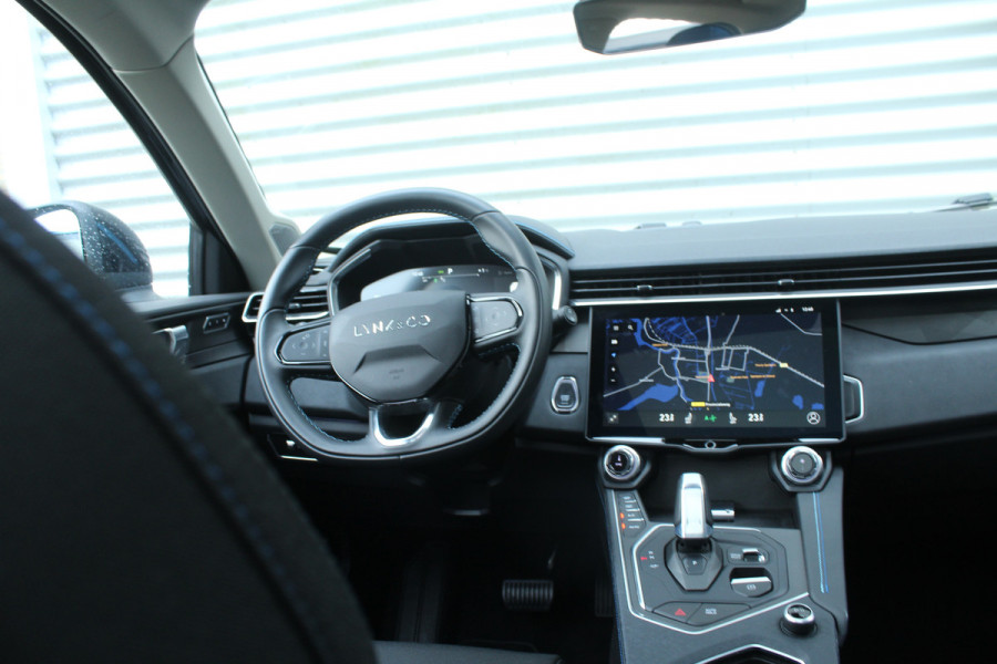 Lynk & Co 01 1.5 262pk PHEV 360 Camera SoH 96% BTW NL-Auto NAP Panoramadak Clima Cruise Navi Carplay 20"LMV El. Klep