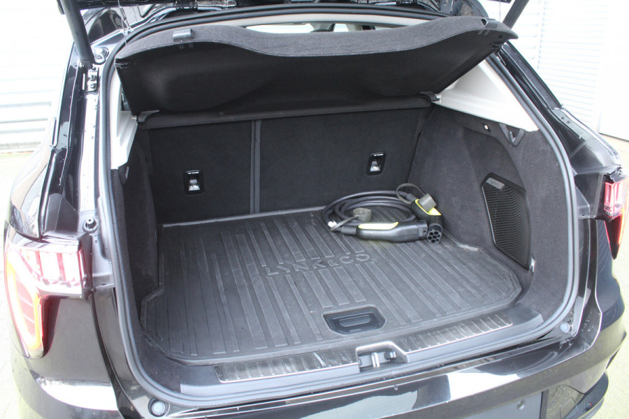 Lynk & Co 01 1.5 262pk PHEV 360 Camera SoH 96% BTW NL-Auto NAP Panoramadak Clima Cruise Navi Carplay 20"LMV El. Klep