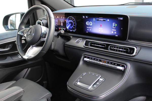 Mercedes-Benz Eqv 300 L2 / AMG / New Model / Panorama / 7-Persoons / 360 Camera / Vol Opties / NIEUWSTAAT