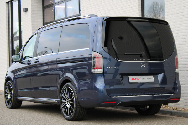Mercedes-Benz Eqv 300 L2 / AMG / New Model / Panorama / 7-Persoons / 360 Camera / Vol Opties / NIEUWSTAAT