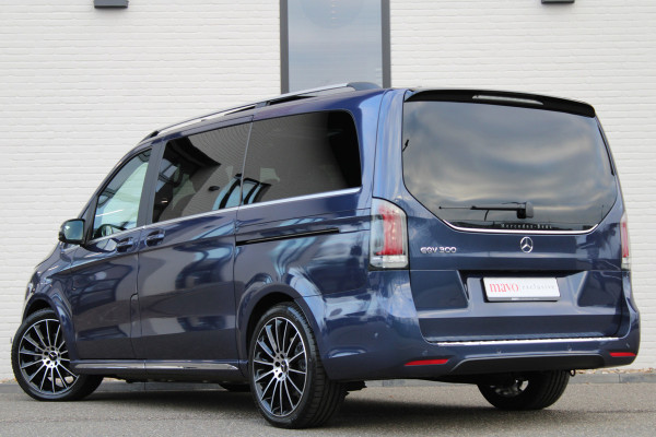 Mercedes-Benz Eqv 300 L2 / AMG / New Model / Panorama / 7-Persoons / 360 Camera / Vol Opties / NIEUWSTAAT