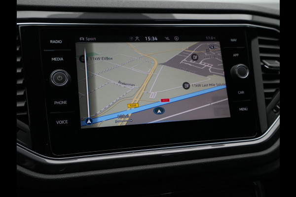 Volkswagen T-Roc 1.5 TSI 150pk DSG Sport Camera Navigatie Acc Carplay