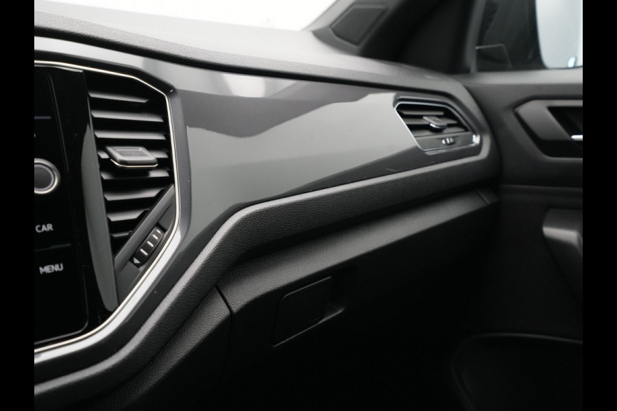 Volkswagen T-Roc 1.5 TSI 150pk DSG Sport Camera Navigatie Acc Carplay