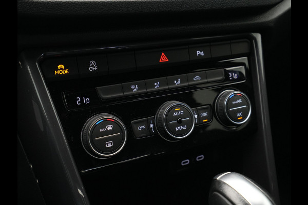 Volkswagen T-Roc 1.5 TSI 150pk DSG Sport Camera Navigatie Acc Carplay