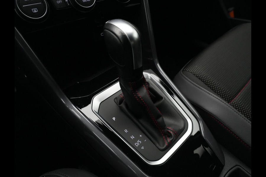 Volkswagen T-Roc 1.5 TSI 150pk DSG Sport Camera Navigatie Acc Carplay