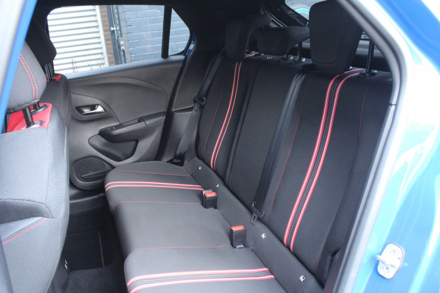 Opel Corsa 1.2 101pk GS Line AUTOMAAT Clima Cruise Carplay Camera LMV Two-Tone