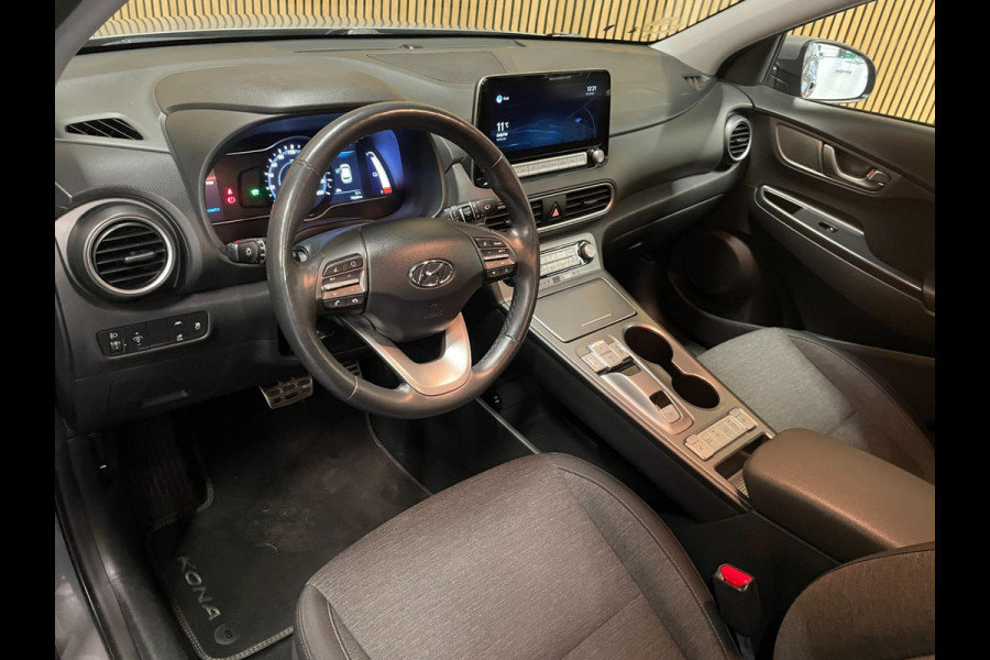 Hyundai Kona EV Fashion 39 kWh|100% SOH|ANDROID/CARPLAY|CAMERA|STOEL+STUURVERW|NAVI|LANE-ASSIST|CLIMATE+CRUISE|1e EIG|INCL.BTW|