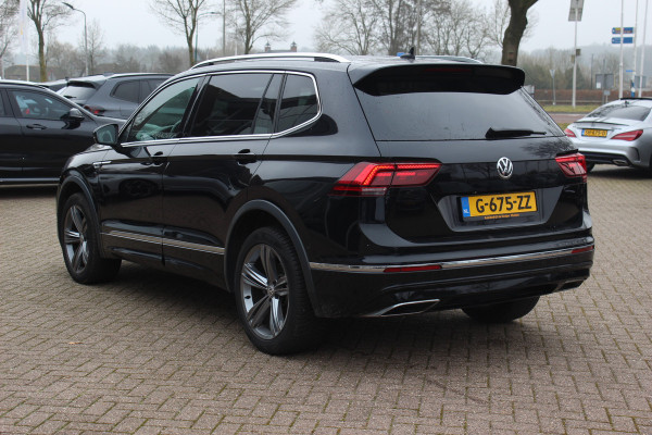 Volkswagen Tiguan Allspace 1.5 TSI Highline Business R / Trekhaak / Camera / Navigatie / Keyless / 19'' / DAB / ACC