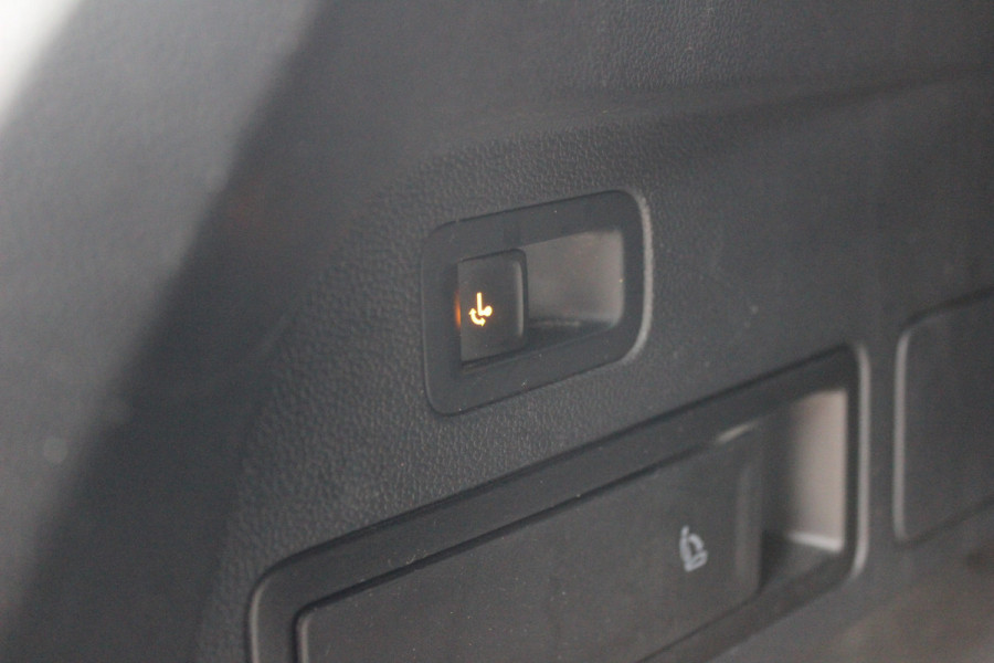 Volkswagen Tiguan Allspace 1.5 TSI Highline Business R / Trekhaak / Camera / Navigatie / Keyless / 19'' / DAB / ACC