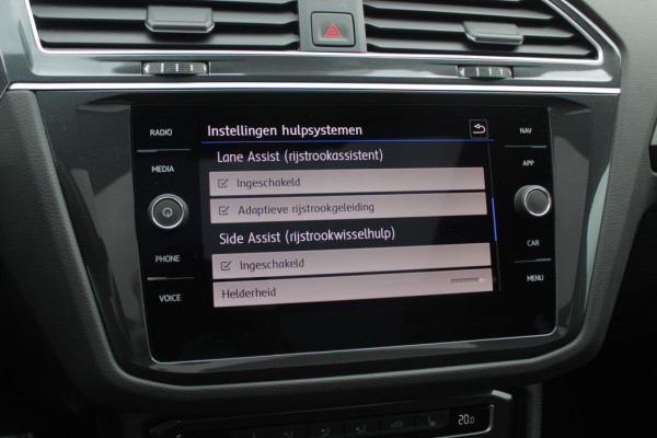 Volkswagen Tiguan Allspace 1.5 TSI Highline Business R / Trekhaak / Camera / Navigatie / Keyless / 19'' / DAB / ACC