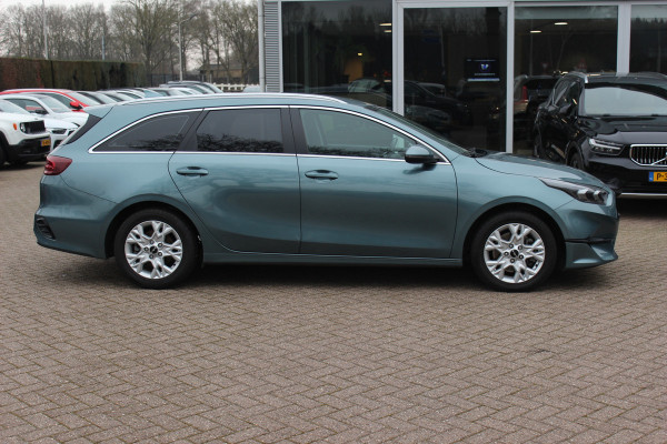 Kia Ceed Sportswagon 1.5 T-GDi DynamicLine / Trekhaak / Camera / Navigatie / 16'' / LED Koplampen / DAB / ACC