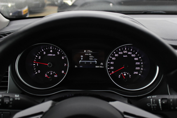 Kia Ceed Sportswagon 1.5 T-GDi DynamicLine / Trekhaak / Camera / Navigatie / 16'' / LED Koplampen / DAB / ACC