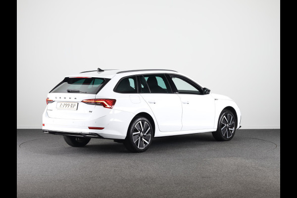 Škoda Octavia Combi 1.4 TSI iV PHEV Sportline Business 204pk  Plug in Hybrid | Privatelease vanaf 675,-- | Navigatie | 18 inch Lichtmetalen velgen | Travel Pakket| SOH 97%