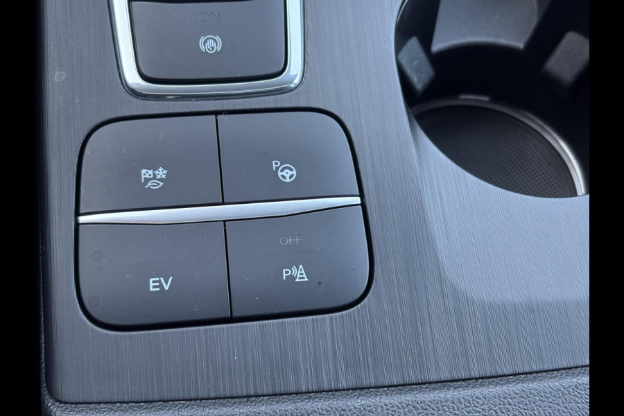 Ford Kuga 2.5 PHEV ST-Line X 225pk | Driver Assistance Pack | Technology Pack | Winterpack | Panoramadak