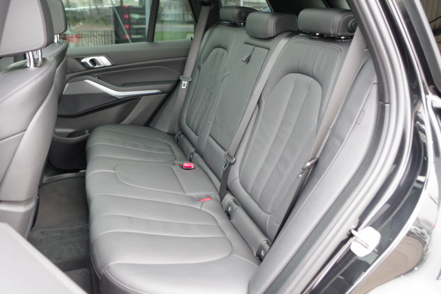 BMW X5 xDrive45e 395 PK M-Sport High Executive PHEV, Panoramadak, Laser-LED, Driving Assistent Prof, 4 x Stoelverwarming