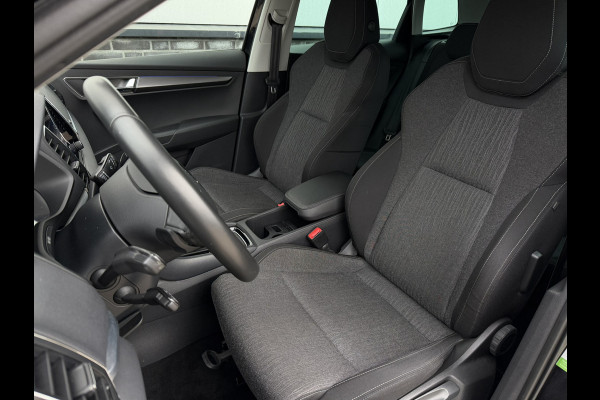 Škoda Karoq 1.5 TSI ACT Style | LED | Elek. Trekhaak | Navi | Carplay | Camera