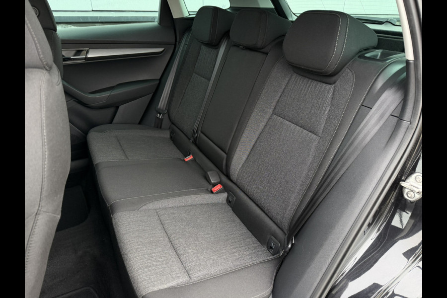 Škoda Karoq 1.5 TSI ACT Style | LED | Elek. Trekhaak | Navi | Carplay | Camera