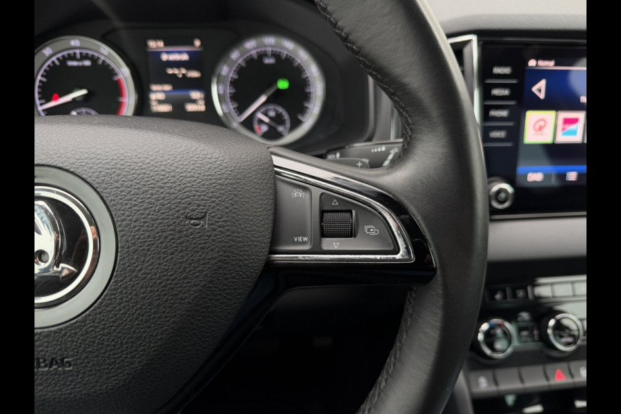 Škoda Karoq 1.5 TSI ACT Style | LED | Elek. Trekhaak | Navi | Carplay | Camera