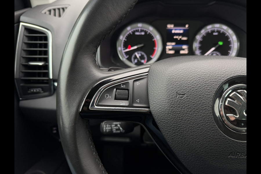 Škoda Karoq 1.5 TSI ACT Style | LED | Elek. Trekhaak | Navi | Carplay | Camera