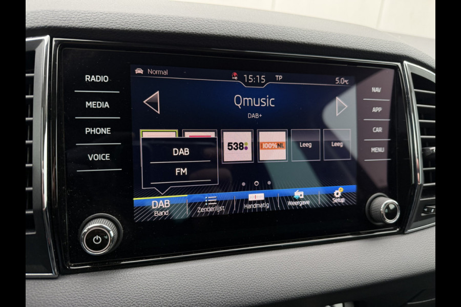 Škoda Karoq 1.5 TSI ACT Style | LED | Elek. Trekhaak | Navi | Carplay | Camera