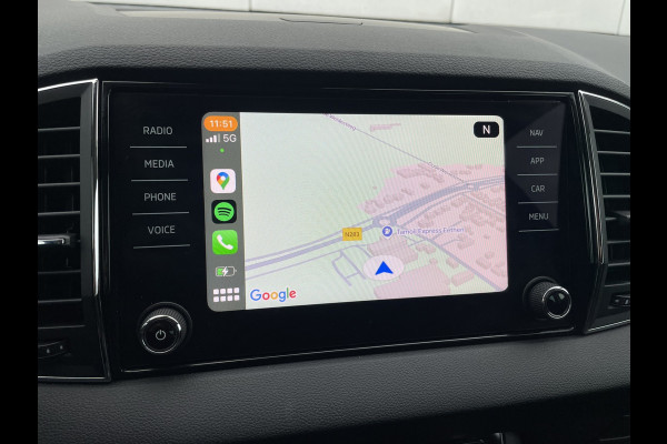 Škoda Karoq 1.5 TSI ACT Style | LED | Elek. Trekhaak | Navi | Carplay | Camera