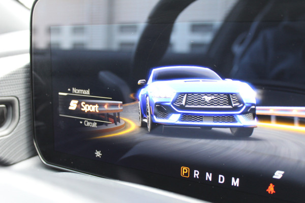 Ford Mustang Fastback 5.0 V8 Dark Horse Automaat | Uniek | Aantoonbare Historie | Full Options