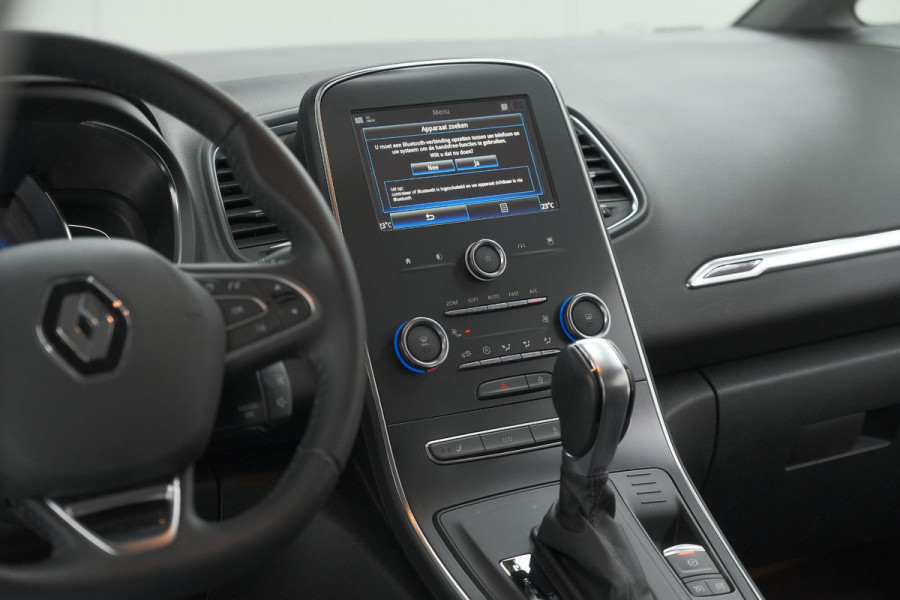 Renault Scénic TCe 140 EDC Limited | Camera | Stoelverwarming | Navigatie | Apple Carplay