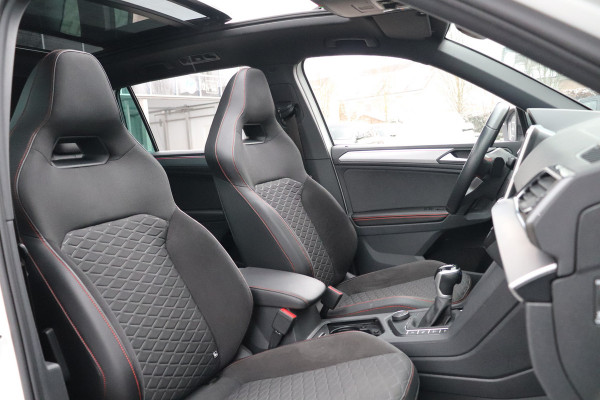 Seat Tarraco 1.4 TSI e-Hybrid PHEV FR Pano Trekhaak 360 View