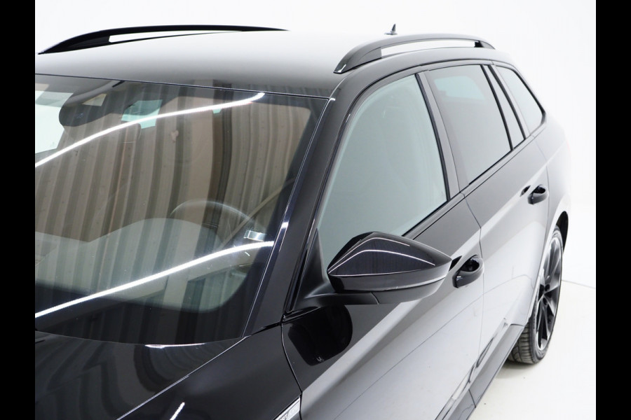 Škoda Superb Combi 1.4 TSI iV Sportline | Sportstoelen | Adaptive Cruise | Trekhaak | Keyless | Camera | Memory | Sfeerlicht