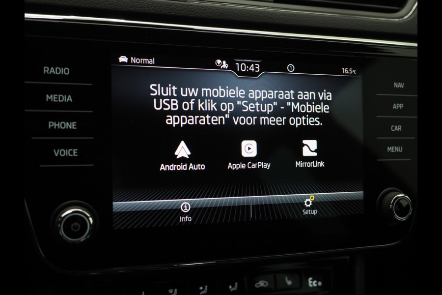 Škoda Superb Combi 1.4 TSI iV Sportline | Sportstoelen | Adaptive Cruise | Trekhaak | Keyless | Camera | Memory | Sfeerlicht