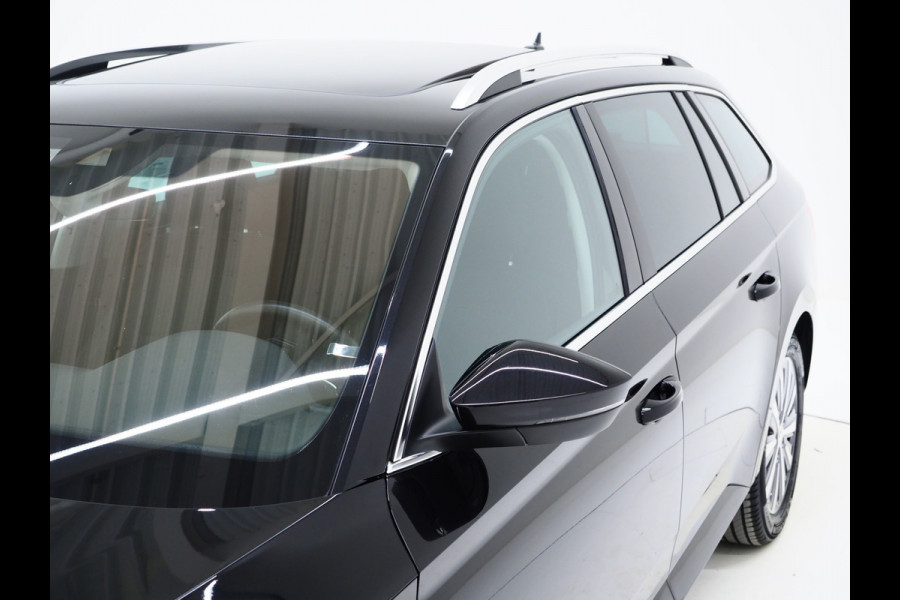 Škoda Superb Combi 1.4 TSI iV 218PK Style | Panoramadak | Adaptive Cruise | Camera | Memory | Virtual | DAB | Carplay