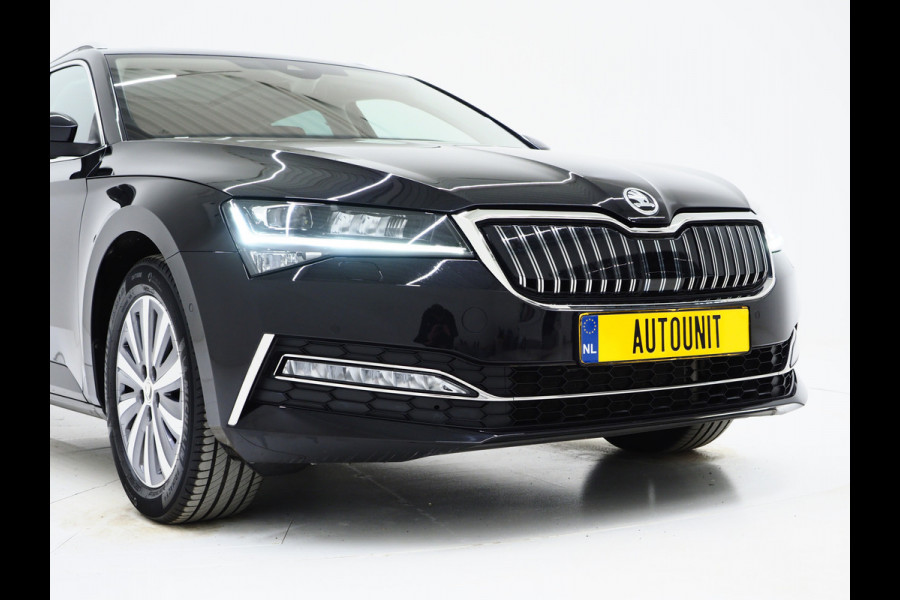 Škoda Superb Combi 1.4 TSI iV 218PK Style | Panoramadak | Adaptive Cruise | Camera | Memory | Virtual | DAB | Carplay