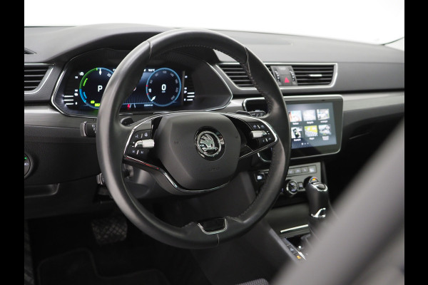 Škoda Superb Combi 1.4 TSI iV 218PK Style | Panoramadak | Adaptive Cruise | Camera | Memory | Virtual | DAB | Carplay
