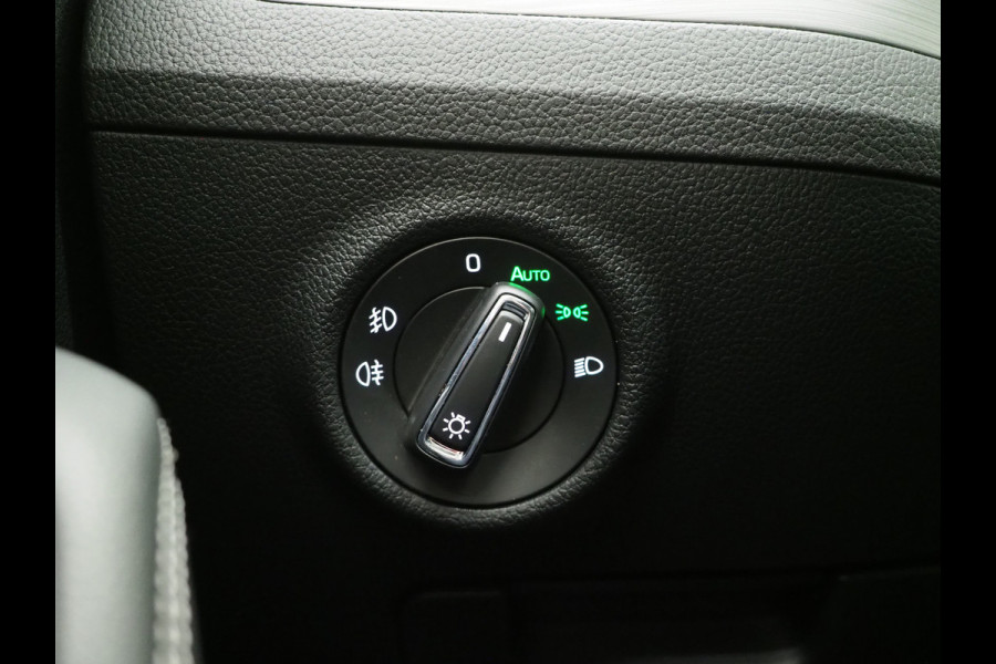 Škoda Superb Combi 1.4 TSI iV 218PK Style | Panoramadak | Adaptive Cruise | Camera | Memory | Virtual | DAB | Carplay