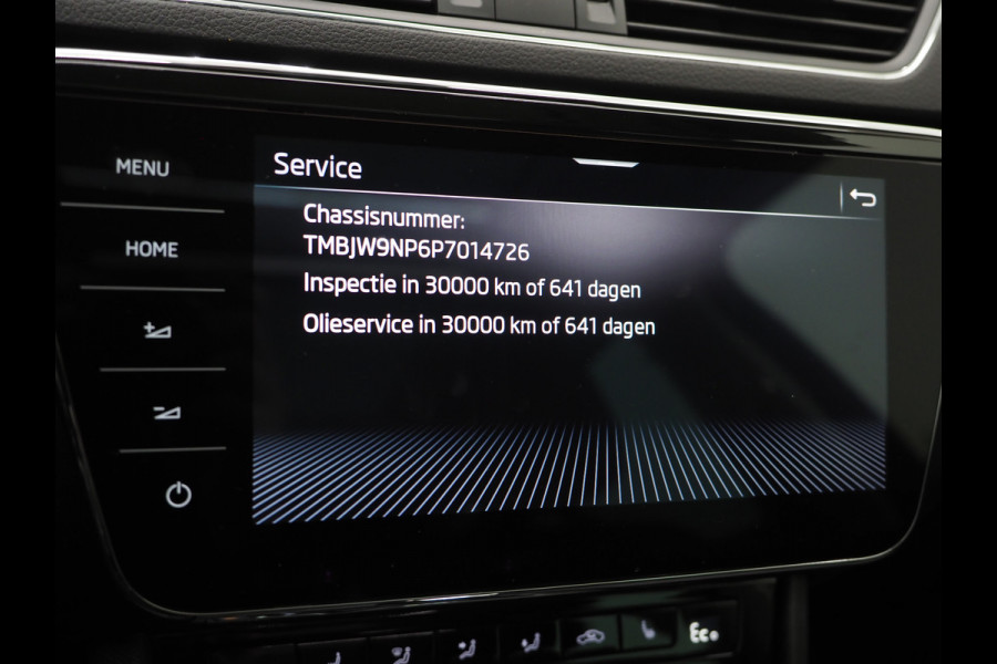 Škoda Superb Combi 1.4 TSI iV 218PK Style | Panoramadak | Adaptive Cruise | Camera | Memory | Virtual | DAB | Carplay