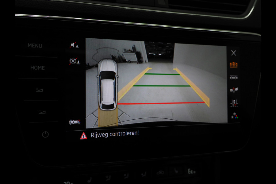 Škoda Superb Combi 1.4 TSI iV 218PK Style | Panoramadak | Adaptive Cruise | Camera | Memory | Virtual | DAB | Carplay