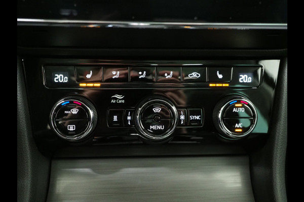 Škoda Superb Combi 1.4 TSI iV 218PK Style | Panoramadak | Adaptive Cruise | Camera | Memory | Virtual | DAB | Carplay