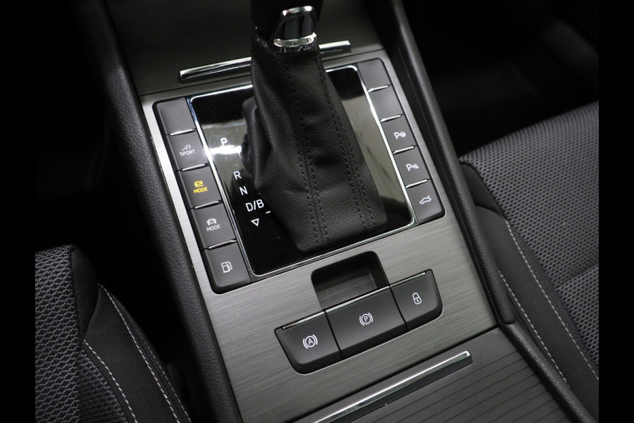 Škoda Superb Combi 1.4 TSI iV 218PK Style | Panoramadak | Adaptive Cruise | Camera | Memory | Virtual | DAB | Carplay