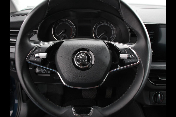 Škoda Kamiq 1.0 TSI 110pk DSG Dynamic | Navigatie | Apple Carplay/Android Auto | Camera | Adaptive Cruise Control | Stoelverwarming | Ledverlichting