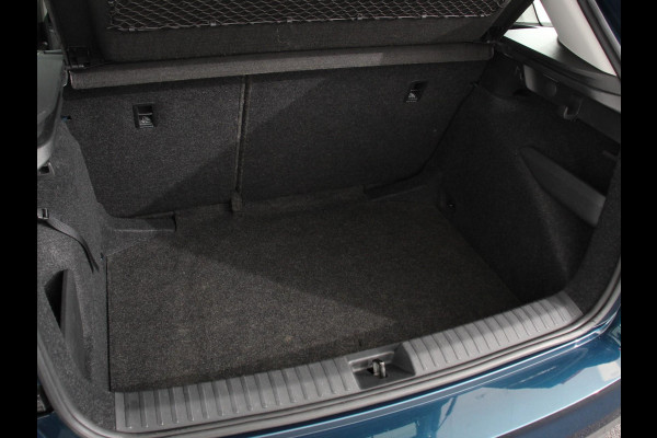 Škoda Kamiq 1.0 TSI 110pk DSG Dynamic | Navigatie | Apple Carplay/Android Auto | Camera | Adaptive Cruise Control | Stoelverwarming | Ledverlichting