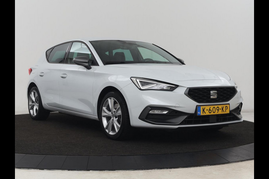 Seat Leon 1.4 TSI eHybrid PHEV FR | Trekhaak | Adaptive cruise | Carplay | Sfeerverlichting | Navigatie | Side Assist | Parkeerhulp | Full LED | Bluetooth | PHEV | Plug In