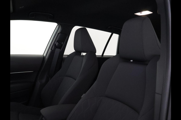 Toyota Corolla Cross Hybrid 140 Dynamic | Stuur-/ & Stoelverwarming | Parkeersensoren | Dodehoek detectie | Elektrische kofferbak