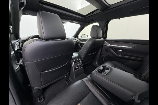 Mazda CX-80 2.5 e-SkyActiv PHEV Homura Plus 6p. 7 PERSOONS| ELEK. ACHTERKLEP | PANO| HEAD-UP | DODE HOEK| ADAPTIVE. CRUISE | ACHTERBANK VERWARMD |BOSE | SUPER COMPLEET!