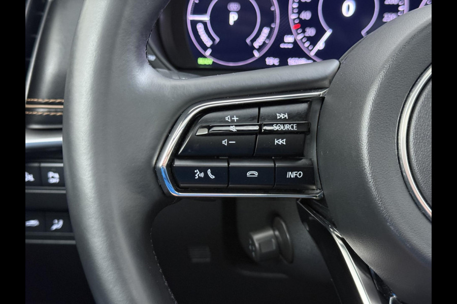 Mazda CX-80 2.5 e-SkyActiv PHEV Homura Plus 6p. 7 PERSOONS| ELEK. ACHTERKLEP | PANO| HEAD-UP | DODE HOEK| ADAPTIVE. CRUISE | ACHTERBANK VERWARMD |BOSE | SUPER COMPLEET!