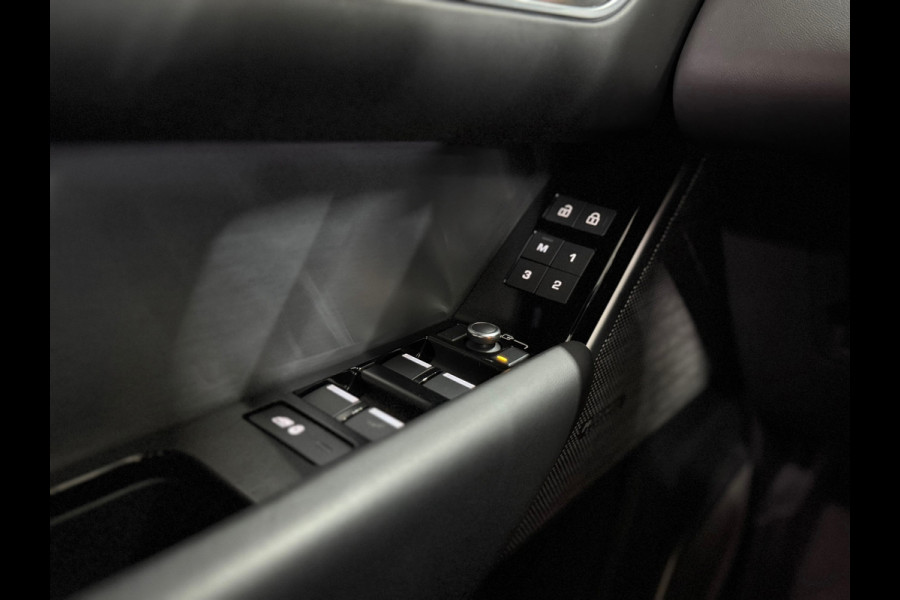 Land Rover Range Rover Velar 2.0 P400e R-Dynamic SE | Pano | Meridian | Memory | Massagestoelen | Navigatie