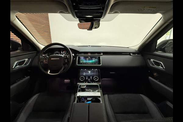 Land Rover Range Rover Velar 2.0 P250 Turbo AWD | Trekhaak | 20' inch | Camera | Alcantara