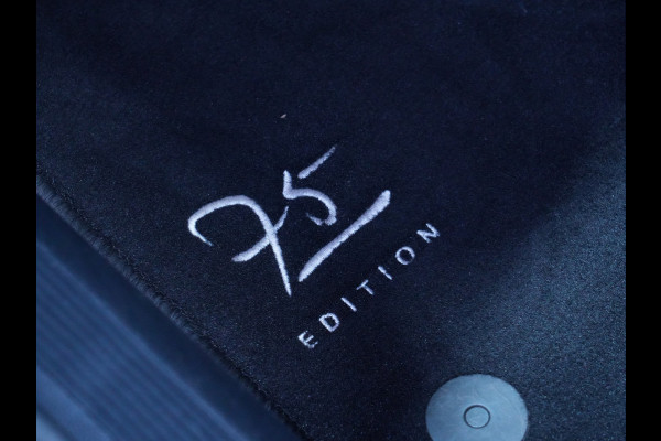 Volkswagen T-Roc 1.5 TSI 150pk DSG Life 75 Edition Navigatie via App Camera PDC Trekhaak Android 169