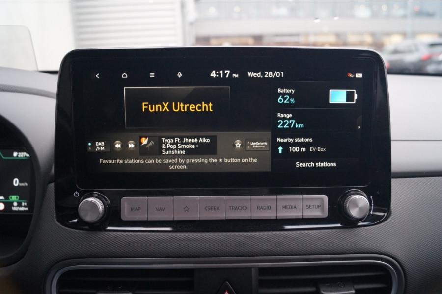 Hyundai Kona EV Premium 64kWh -LEER-ECC-NAVI-CAM-PDC-