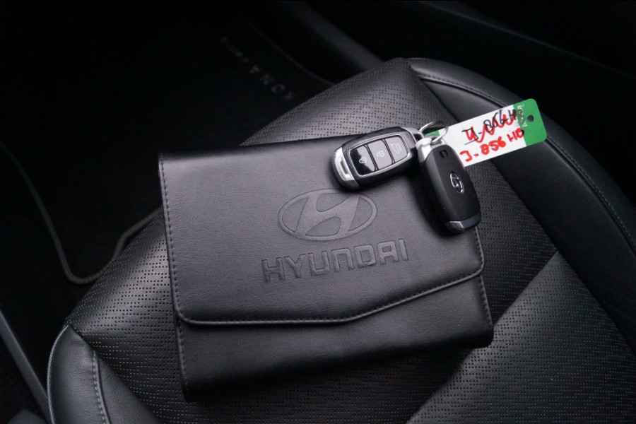 Hyundai Kona EV Premium 64kWh -LEER-ECC-NAVI-CAM-PDC-